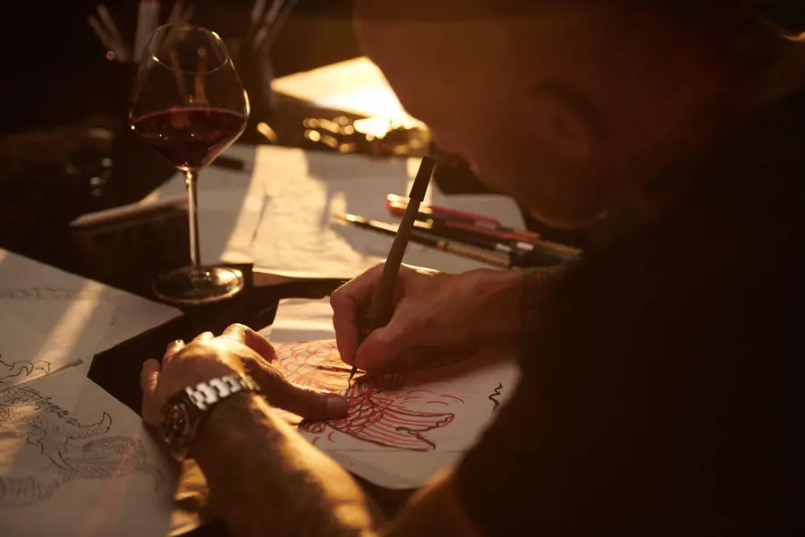 Ö-61 Wines · el boceto de la etiqueta sobre la mesa